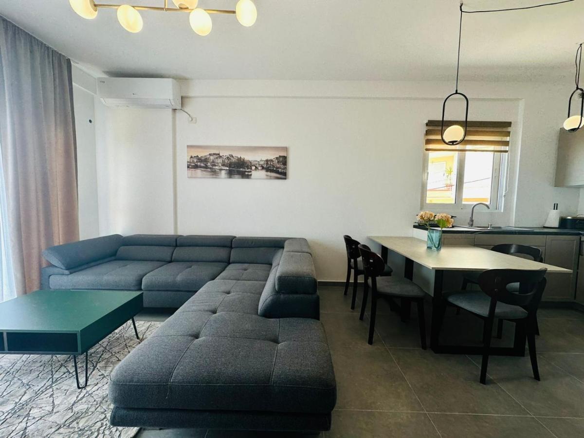Apartment Celine Sarande Luaran gambar